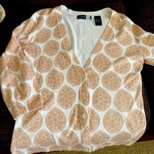 Lovely sweater! Size S.